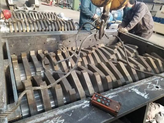 90KW дерево/металл/резина/пластмасса/картон Shredder Machine с камерной коробкой ножа лезвие