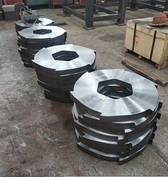 Одноострый шредер для переработки пластиковых отходов